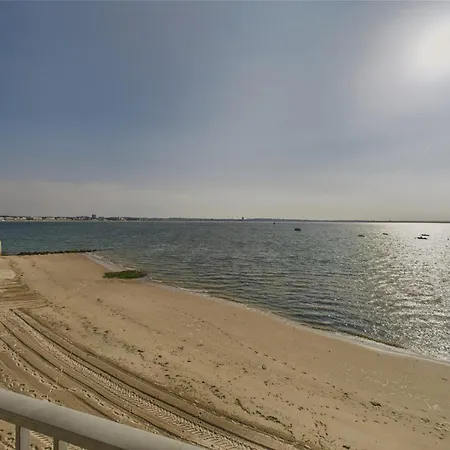 Balcon Face A L'ocean Pour 4 - Acces Direct ル・プリガン